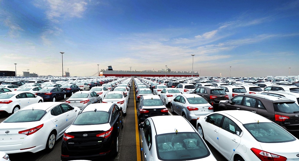 تحليل أسعار ومميزات السيارات المستوردة مقارنة بالسيارات المحلية